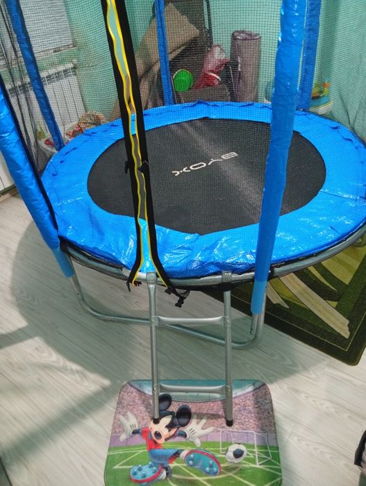 Чисто нов батут.