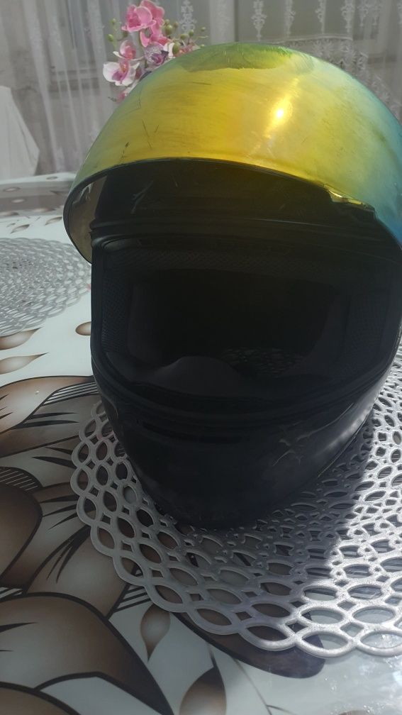 Vind cască motor, firmă SHOEI marimea M