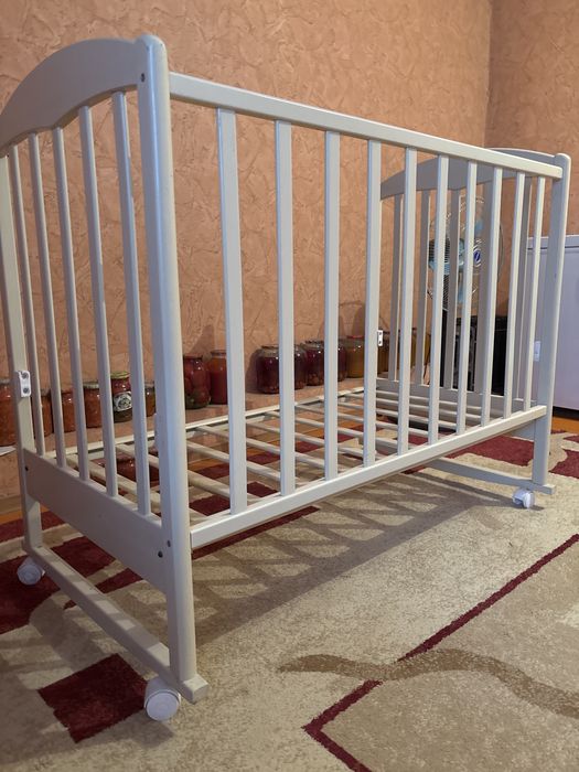 Продается манеж бу