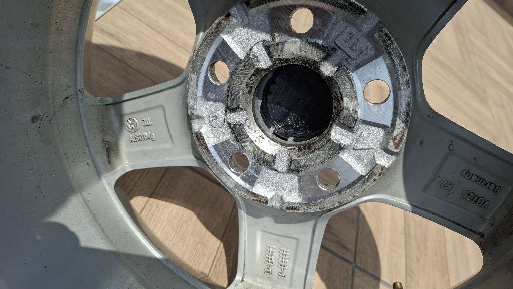 Оригинални джанти а VW 15"