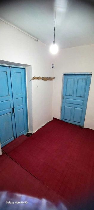 Dala hovli sotiladi (Chinoz tumanida)
