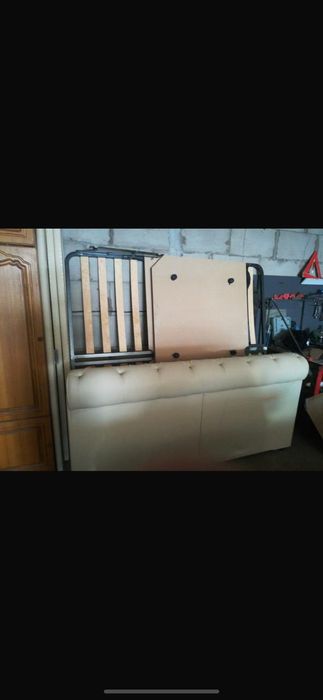 Кровать двуспальная