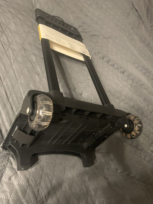 Troller pentru ghiozdan