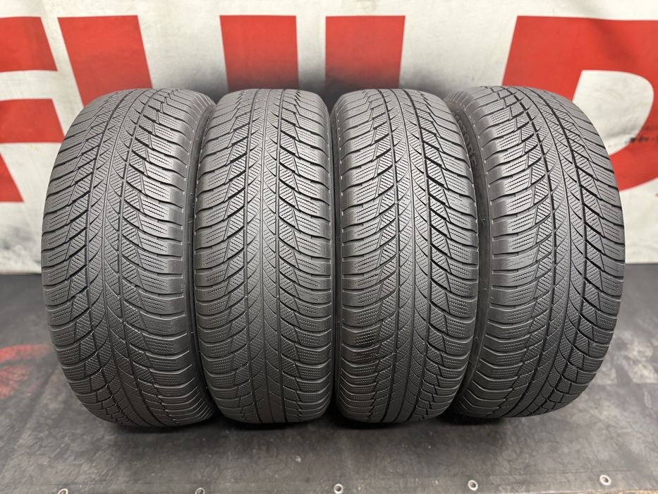 225 60 18, Зимни гуми, Bridgestone BlizzakLM001, 4 броя