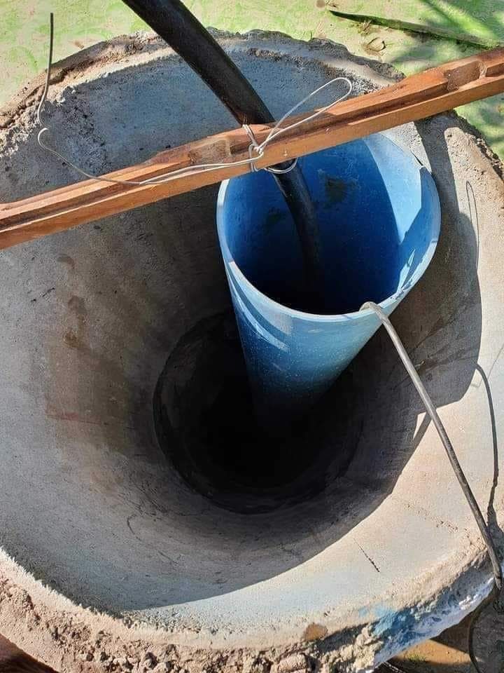 Foraje puțuri apa adâncirii fântâni