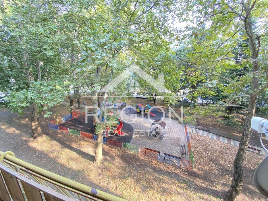 Дава се под наем Четиристаен апартамент в Варна, Цветен квартал - 86 кв.м за 357 € - Снимка #10