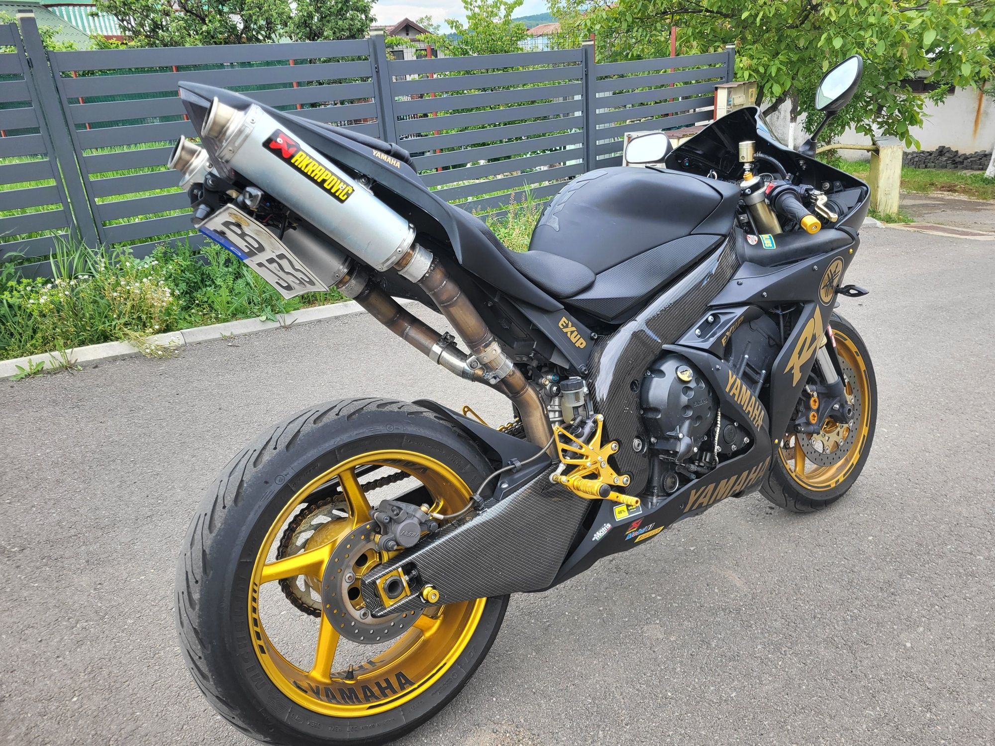 Vând Yamaha YZF r1 rn12