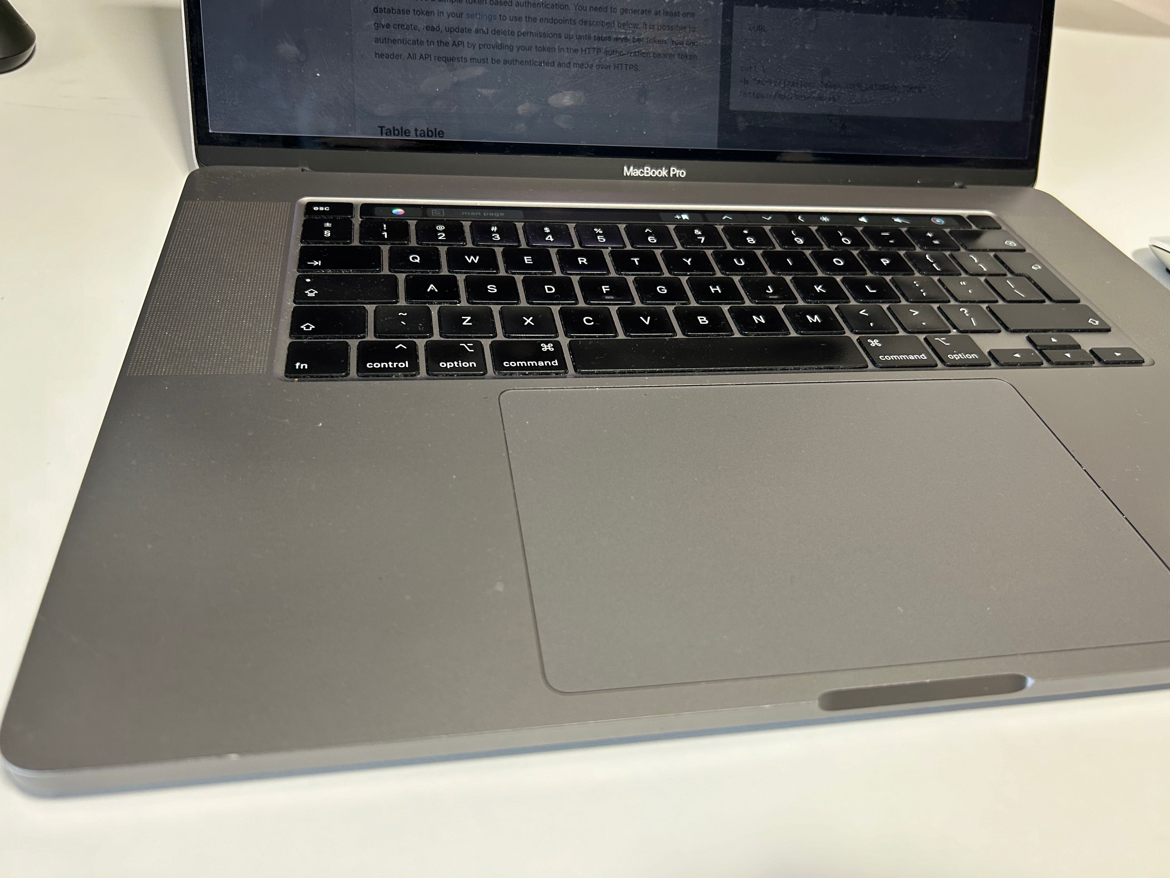 Macbook Pro 2019, 16inch, i7, 512SSD