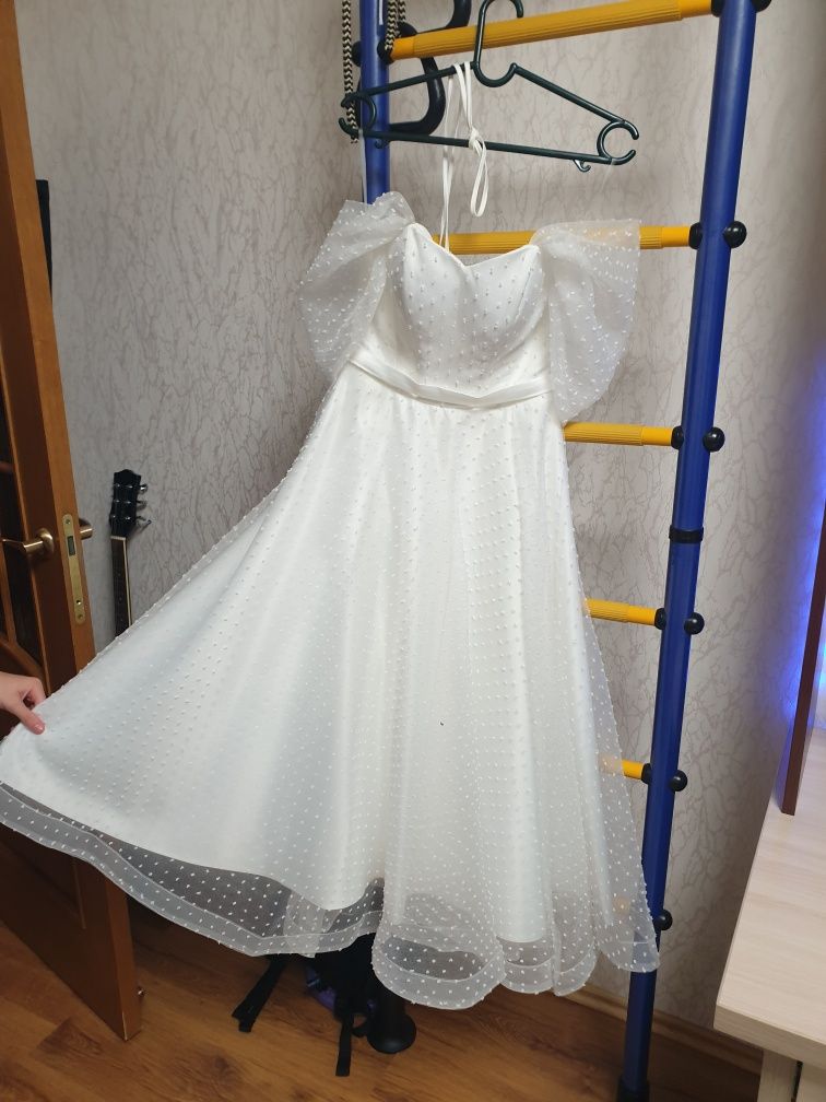 Платье белое на выпускной