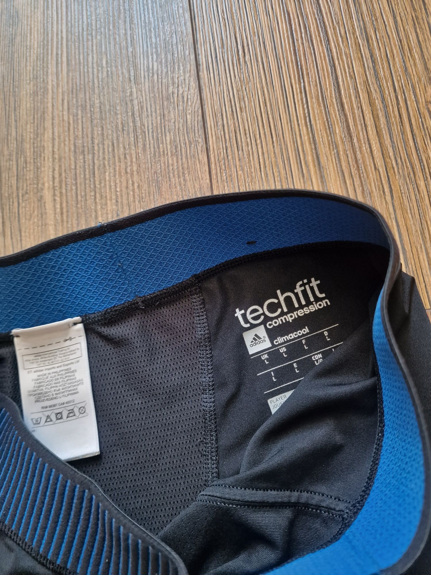 Страхотен мъжки къс клин ADIDAS TECHFIT  размер L