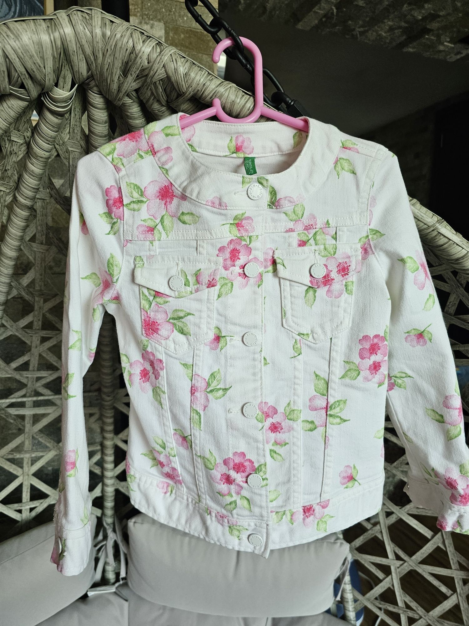 Дрехи момиче - Mayoral, ZARA, Benetton