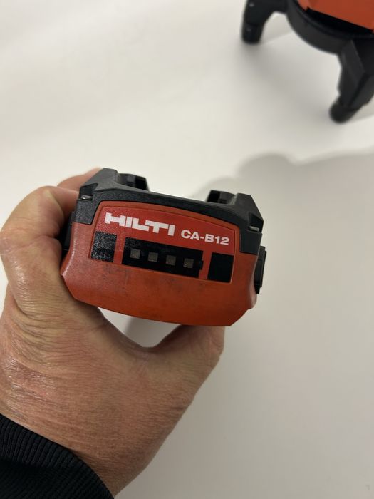 Hilti PM 40-MG laser