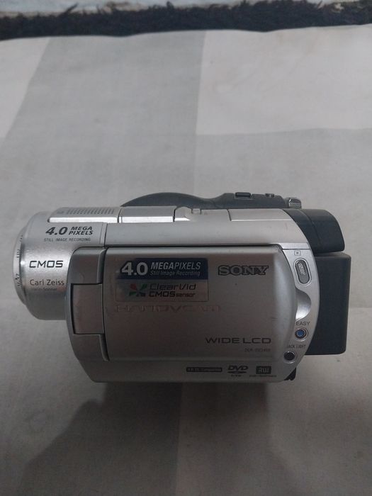 Видео камера сотилади