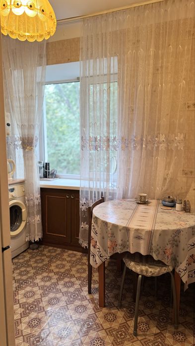 Продается 2-х ком.квартира в центре р-н Революции/Ахмедьяр батыр