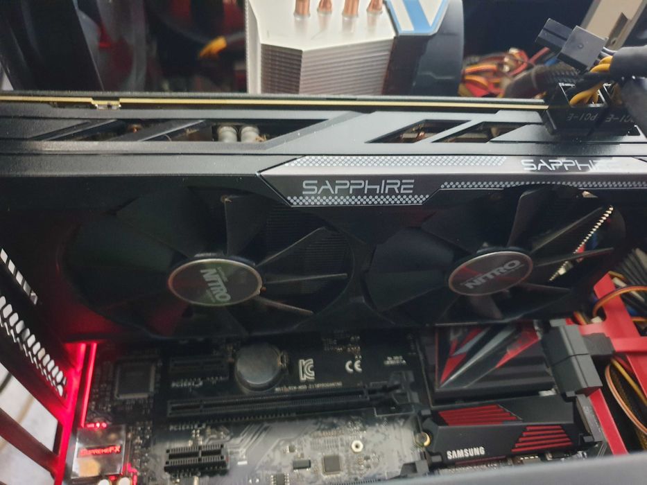 Placă video AMD R9 380