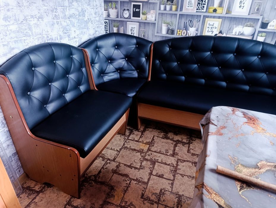 Перетяжка дивана