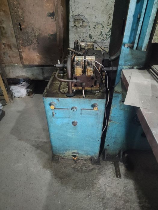 Gidralicheski Press 100 tonalik