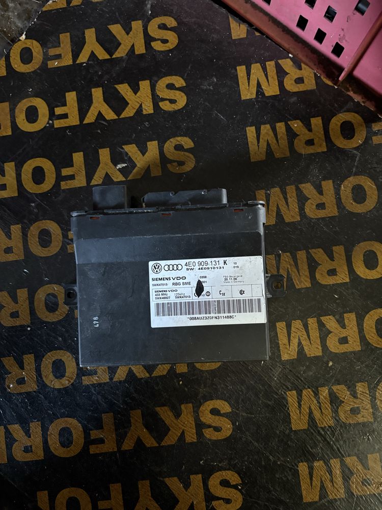 Audi A8 D3 Keyless Модул