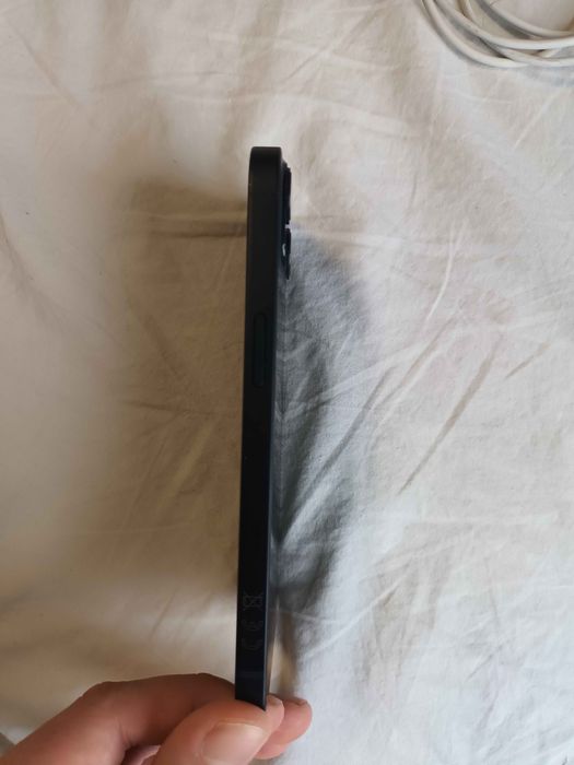 Iphone 13 (Midnight 100% батерия) като нов