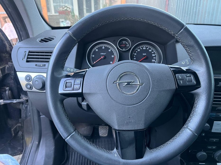 Masina Opel Astra Station