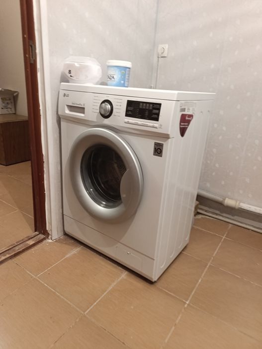 Продается стиральная машина LG