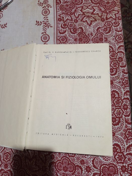 Vind cartea,"Anatomia și fiziologia omului"