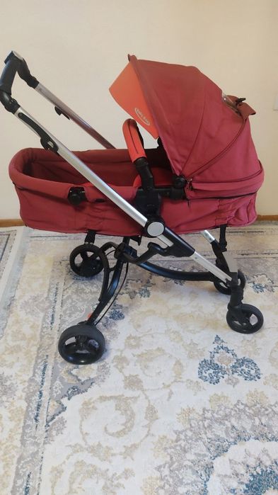 Продам срочно детскую коляску