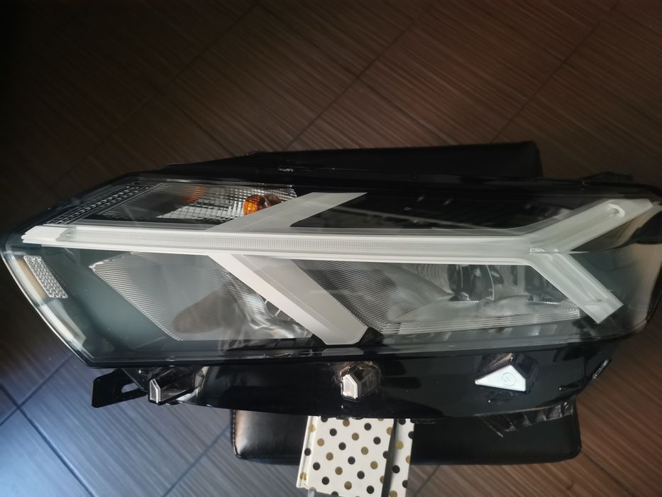 Far stânga logan/sandero an 2021 /2025