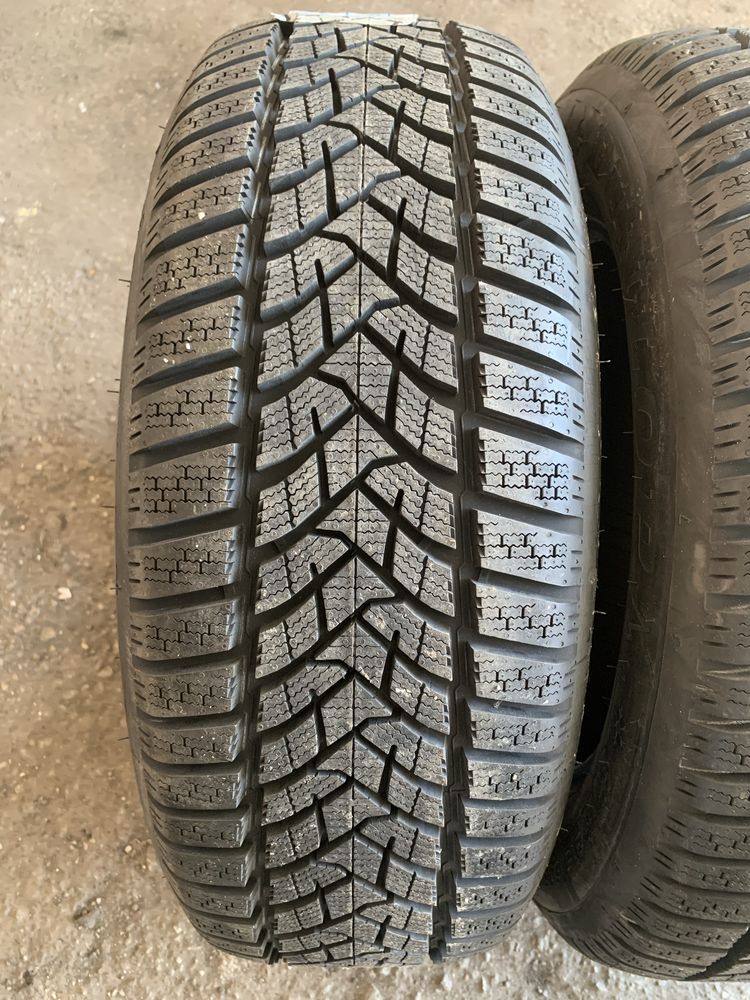 215/60/16 DUNLOP m+s NOI