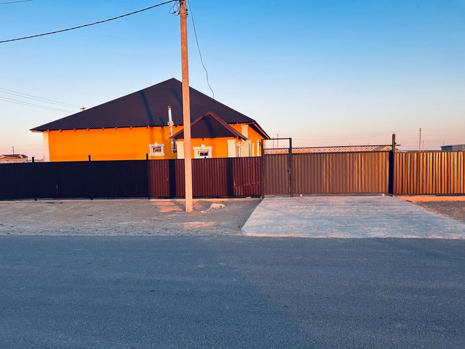 Махамбет ауданынан үй сатылады