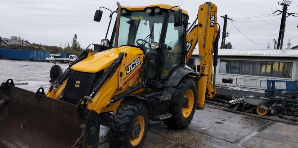 Vând buldoexcavator JCB 3 CX SISTEMASTER