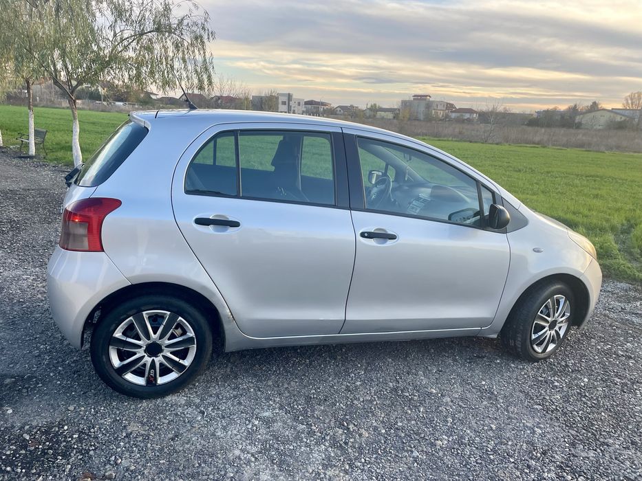 TOYOTA Yaris - 2007, Benzina, 1,3