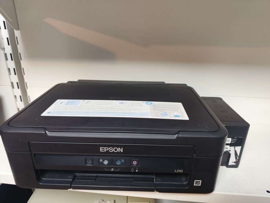 Цветной принтер продается