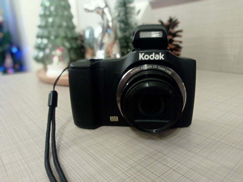 Фотоапарат Kodak PIXPRO FZ152
