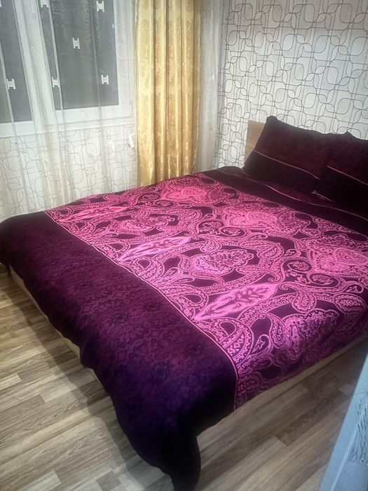 Къща подходяща до 30 човека за настаняване ,разполага с 9 спални 6wc