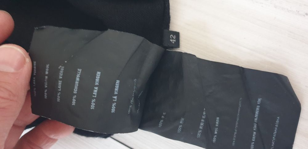 Prada Wool  Cardigan Womens Size 42/ M - L ОРИГИНАЛ! Дамскa Жилетка!