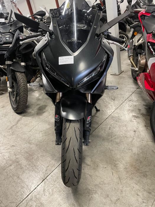 OFERTA... Honda cbr 650 r model 2019 cu 25 000 km la 5950 euro