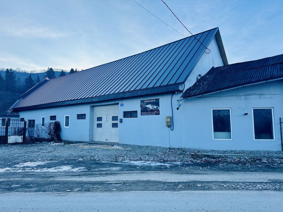 Inchiriez hala goala/service auto!