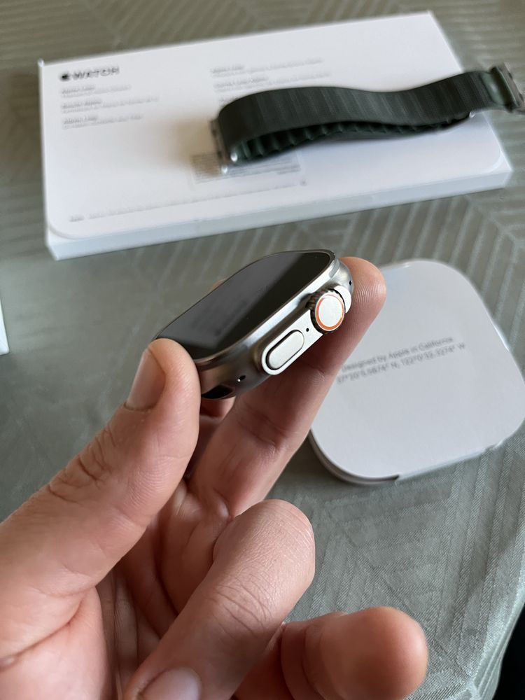 Apple watch ultra 49mm titanium
