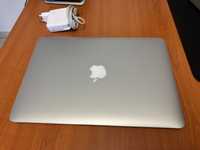 MacBook Air 13" 2015, in stare excelenta!