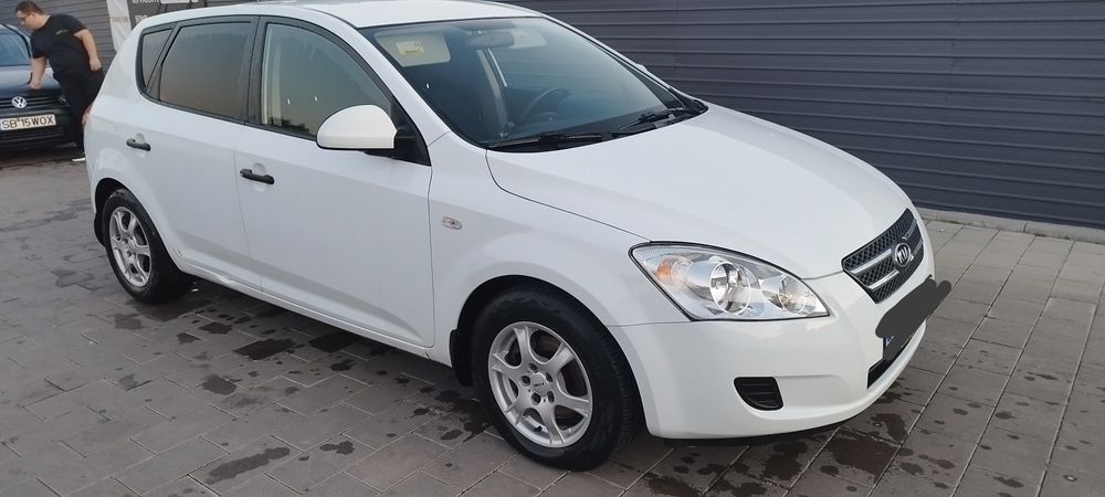 Kia Ceed 1.4 Benzina
