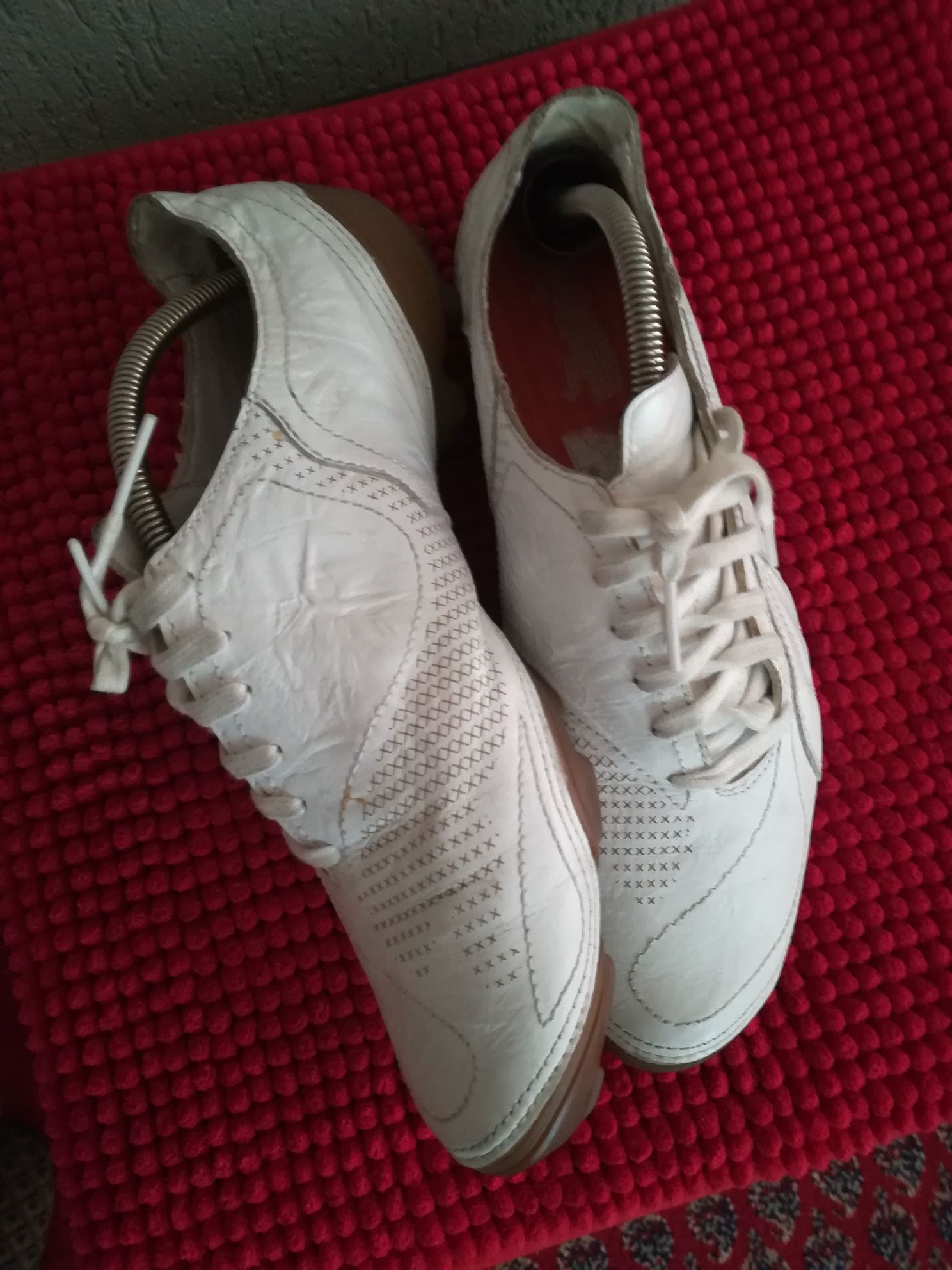 Adidași Puma nr 44 piele