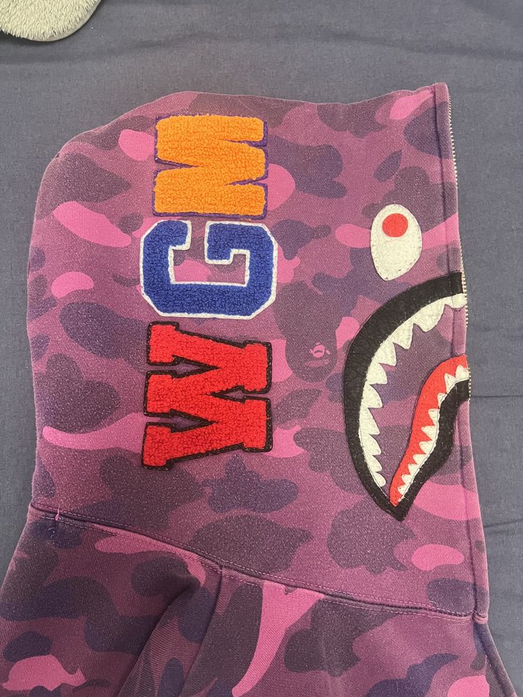 A Bathing Ape M-size