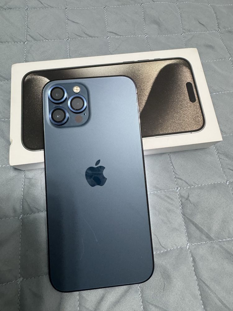 Продам айфон 12 pro max
