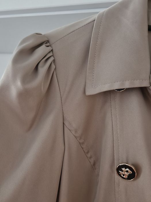 Palton subtire de toamna/primavara, elegant, marime M, nepurtat