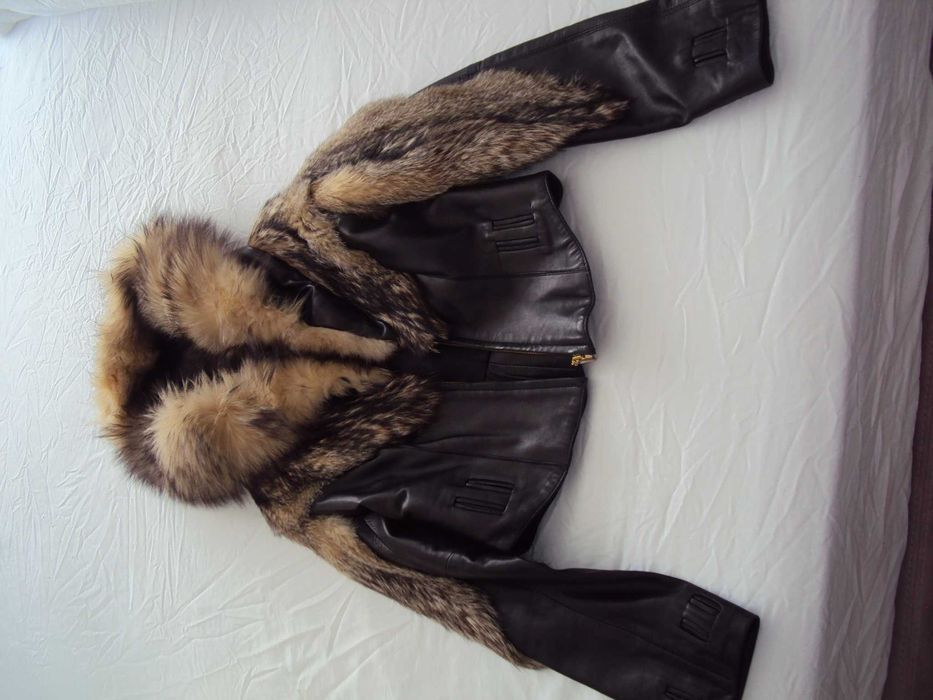 Дамско кожено яке PUNTO