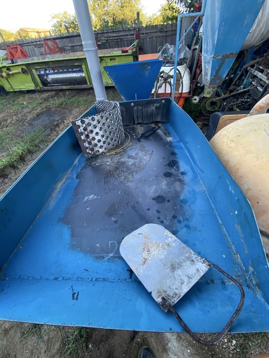 Vând moară cu ciocanele