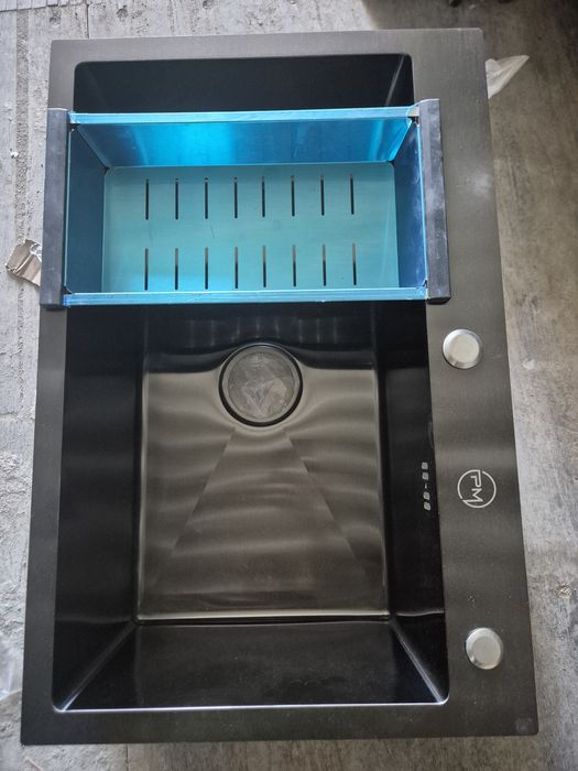 Мойка для кухни металлический с полками!