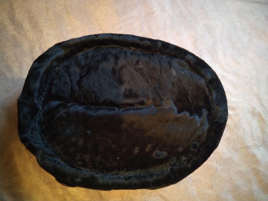 Шапка женская каракулевая