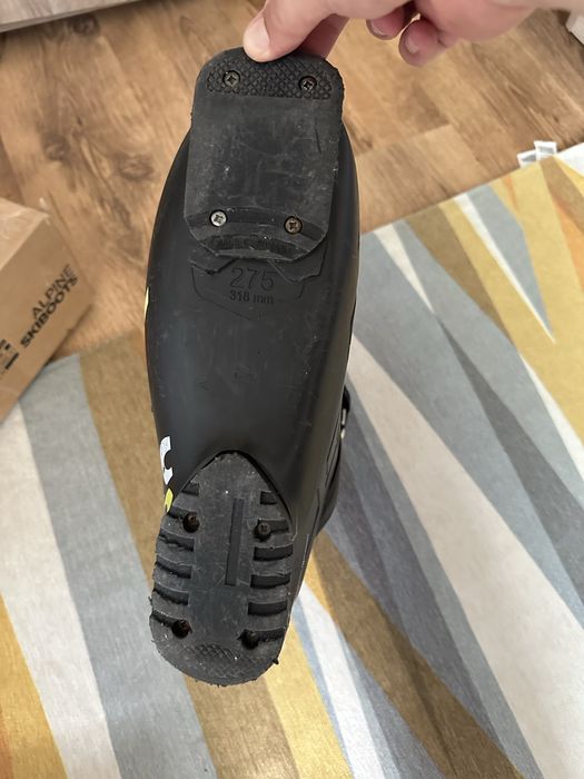 Ски обувки Rossignol